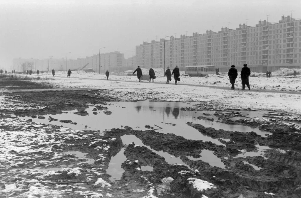 Life in Soviet Ukraine: Myths and Harsh Realities